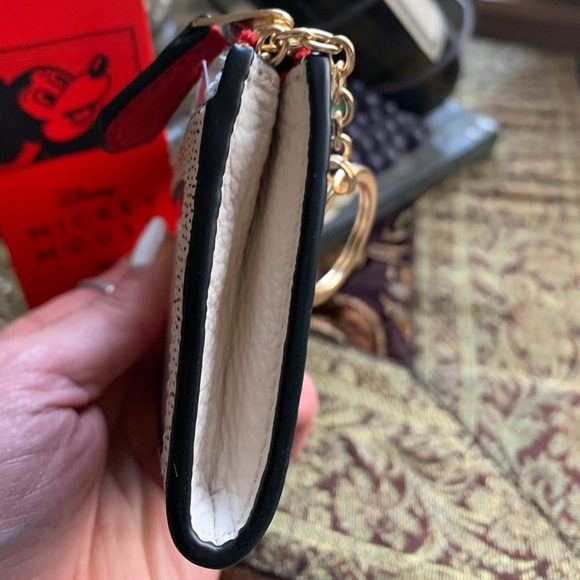 SOLD⛔️Authentic COACH Pebbled leather L.Edition Mickey Mouse zip card /ID/Key - Picture 6 of 9